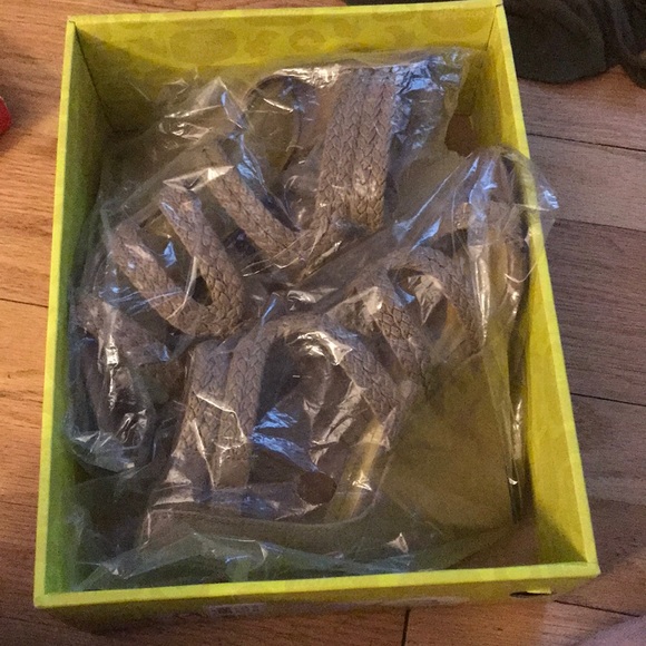 Charlotte Russe Wedges - Picture 3 of 3